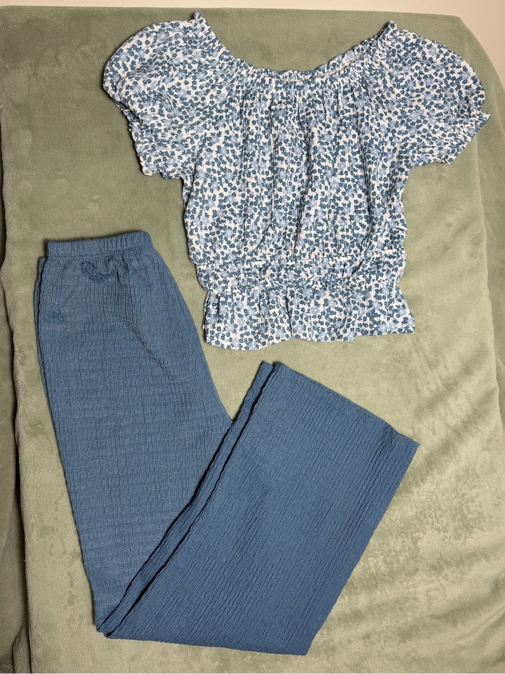 Amy Byer Blue Textured Wide-Leg Pull-On Pants